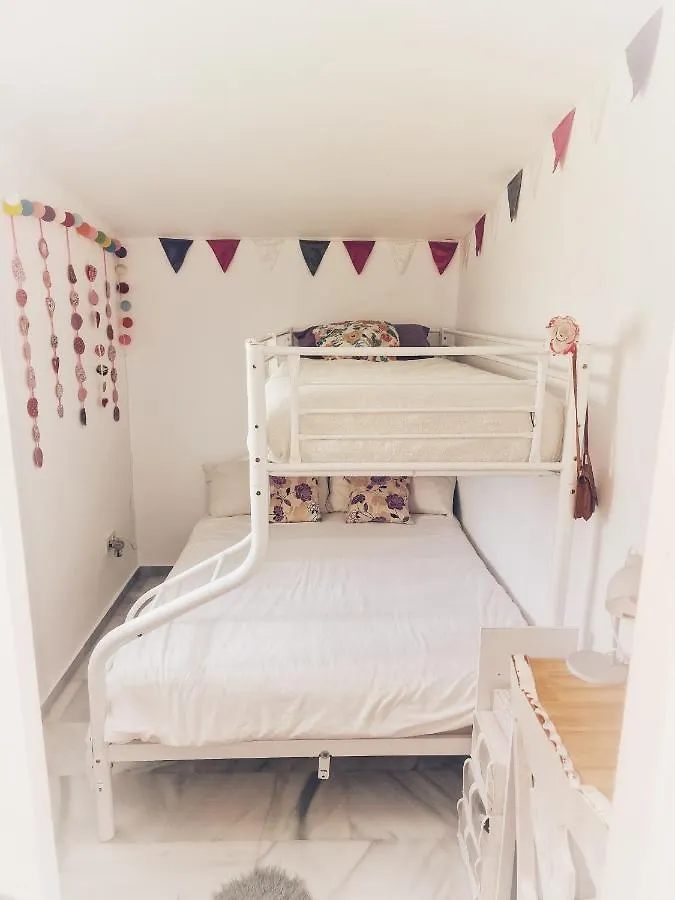 Homestay Habitacion Triple Moraleja Estepona Costa Del Sol