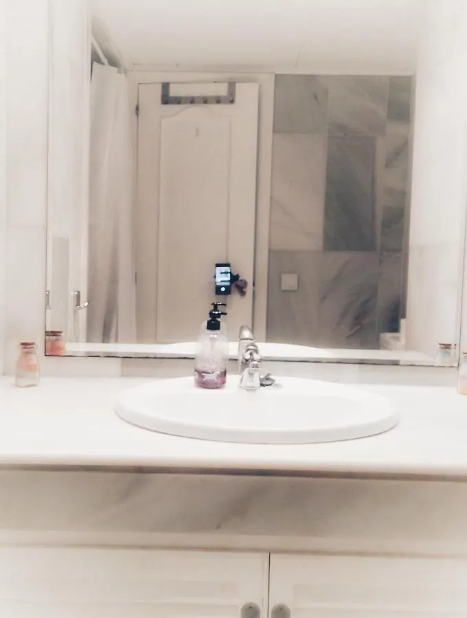 منزل للإقامة Habitacion Triple Moraleja Estepona Costa Del Sol